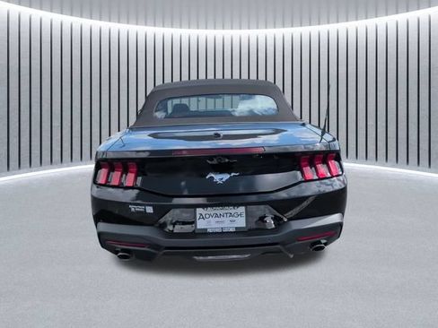Used 2026 Ford Mustang Premium RWD image 8