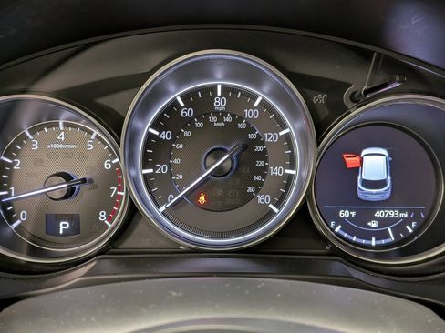 Used 2018 MAZDA CX-5 Touring w/ Preferred Equipment Package image 15