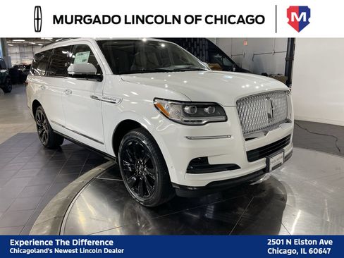 Used 2024 Lincoln Navigator Reserve AWD/4WD image 12
