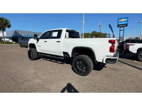 Used 2021 Chevrolet Silverado 2500 LT w/ Z71 Sport Edition image 8