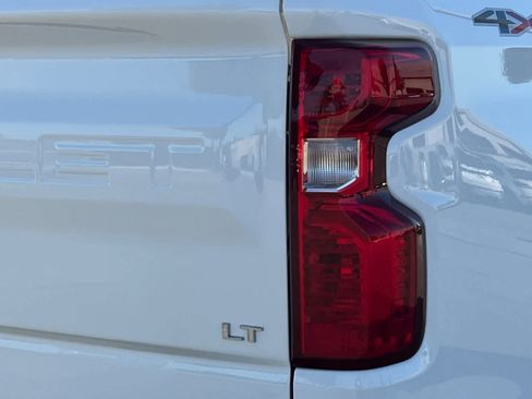 Used 2021 Chevrolet Silverado 1500 LT image 17