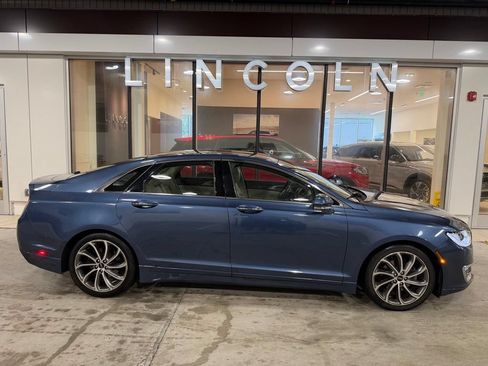 Used 2019 Lincoln MKZ Reserve w/ Reserve Plus Package AWD/4WD image 4