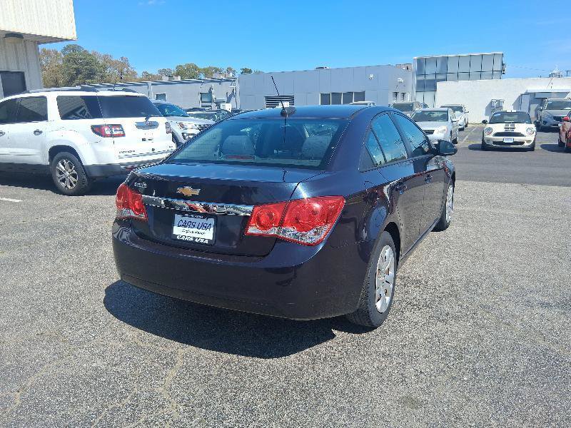 Used 2016 Chevrolet Cruze LS FWD image 9