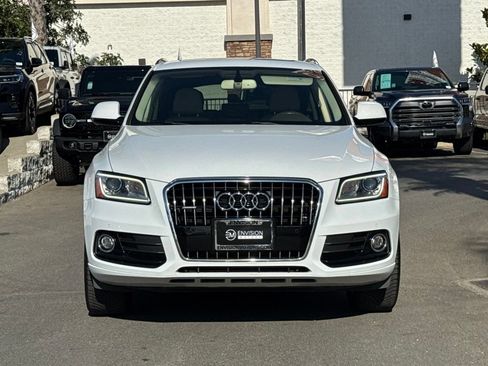Used 2017 Audi Q5 2.0T Premium Plus w/ Technology Package AWD/4WD image 4