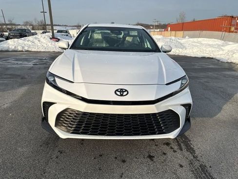 New 2026 Toyota Camry SE image 5