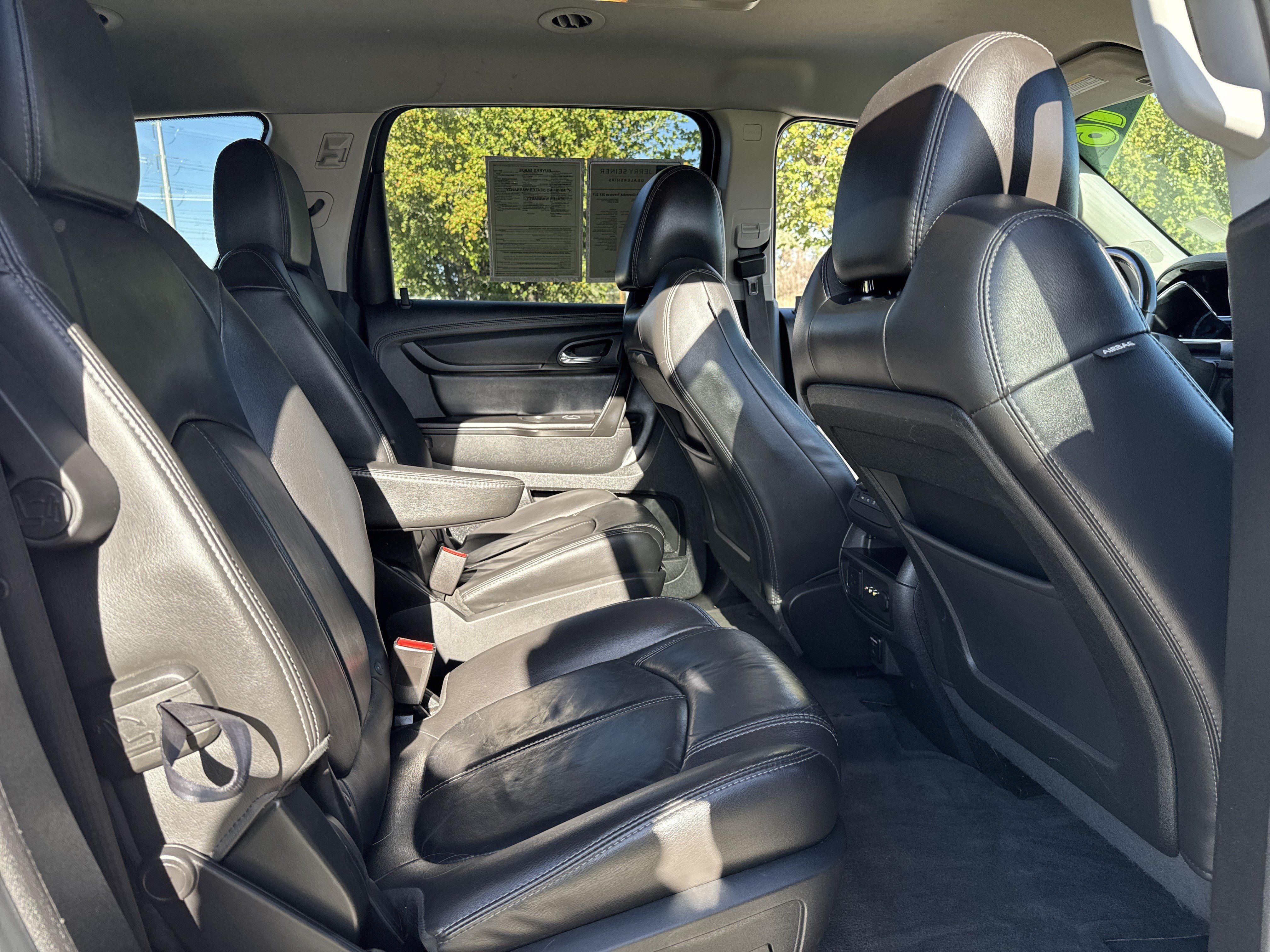 Used 2016 Chevrolet Traverse LT AWD/4WD image 24