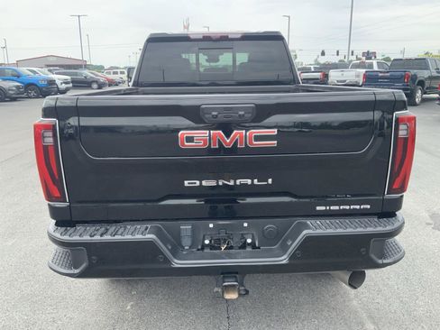 Used 2024 GMC Sierra 3500 Denali w/ Denali Reserve Package AWD/4WD image 9