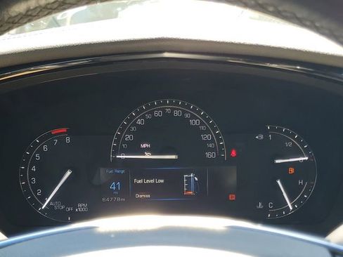 Used 2019 Cadillac XT5 FWD image 24