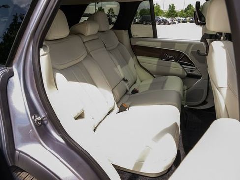 New 2026 Land Rover Range Rover SE AWD/4WD image 42
