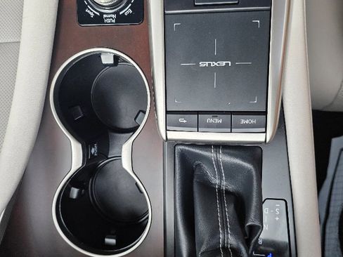 Used 2022 Lexus RX 450h AWD w/ Premium Package image 24