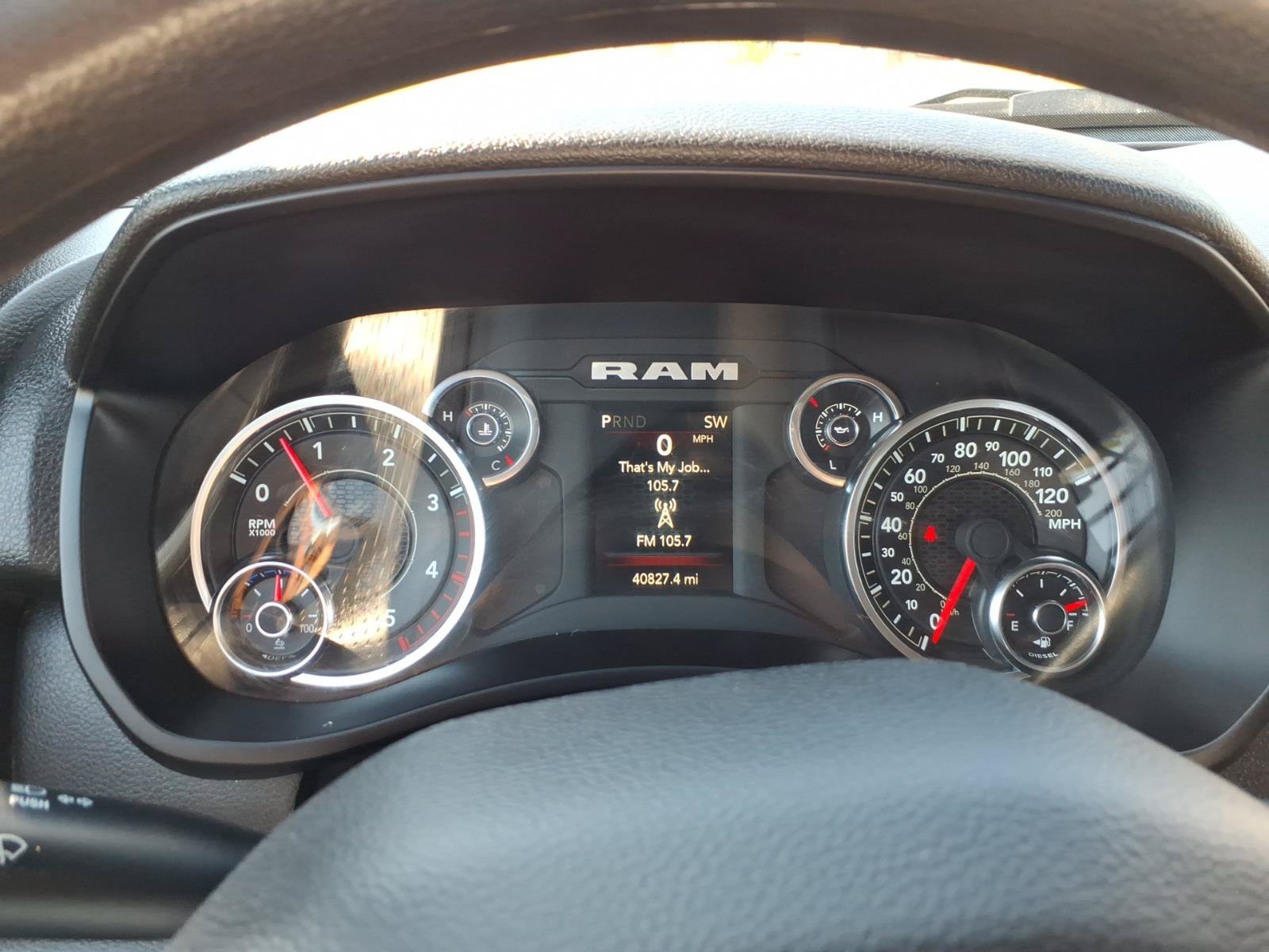 Used 2024 RAM 3500 Tradesman w/ Chrome Appearance Group AWD/4WD image 18