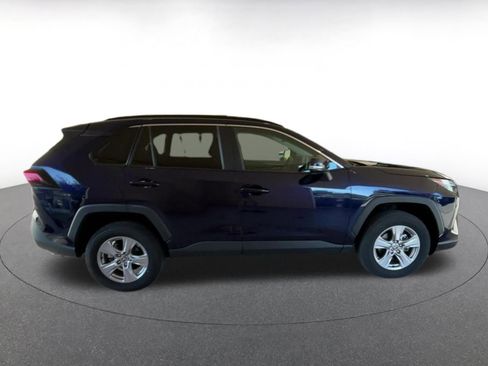 Used 2025 Toyota RAV4 XLE image 16