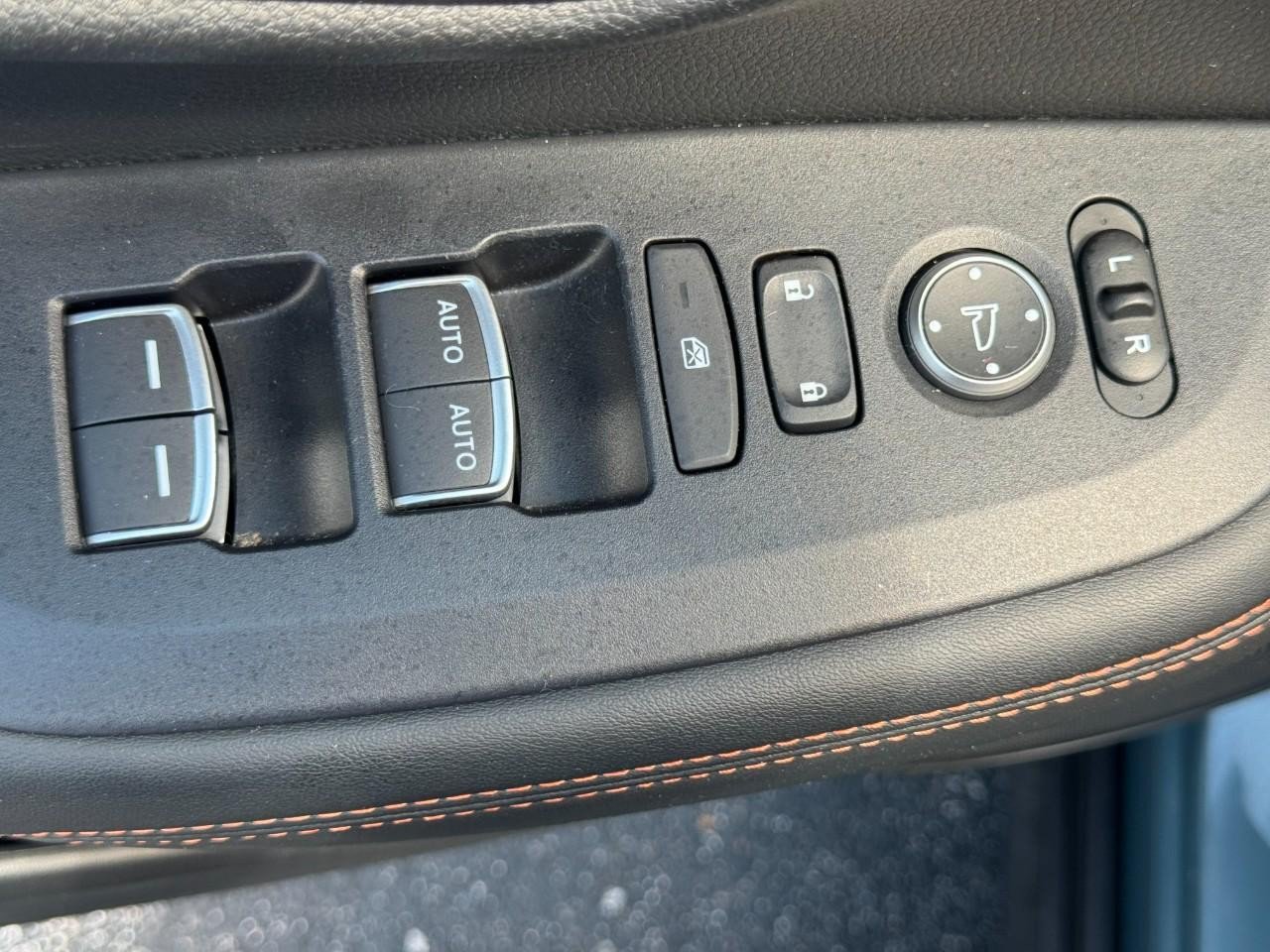 Certified 2025 Honda HR-V Sport image 17