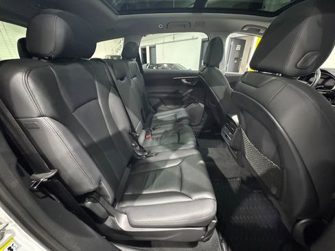Used 2023 Audi Q7 2.0T Premium w/ Convenience Package image 45