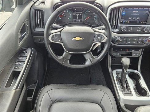 Used 2022 Chevrolet Colorado LT w/ Luxury Package image 11