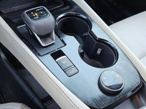 Used 2023 Nissan Rogue SL w/ SL Premium Package image 12