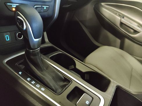 Used 2017 Ford Escape S FWD image 26