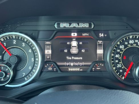 Certified 2023 RAM 1500 Laramie image 22