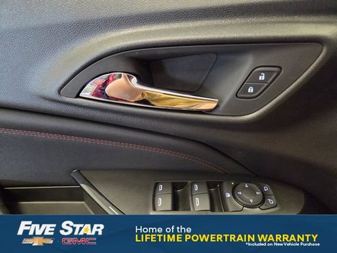 New 2026 Chevrolet Trax RS w/ Sunroof Package FWD image 25