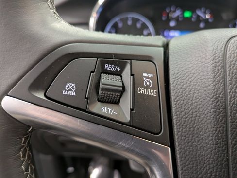 Used 2022 Buick Encore Preferred w/ Safety Package image 16