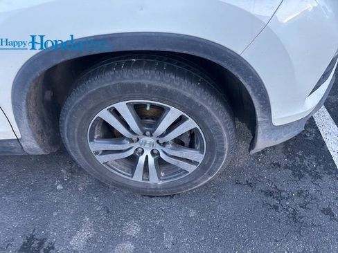 Used 2017 Honda Pilot EX-L image 11