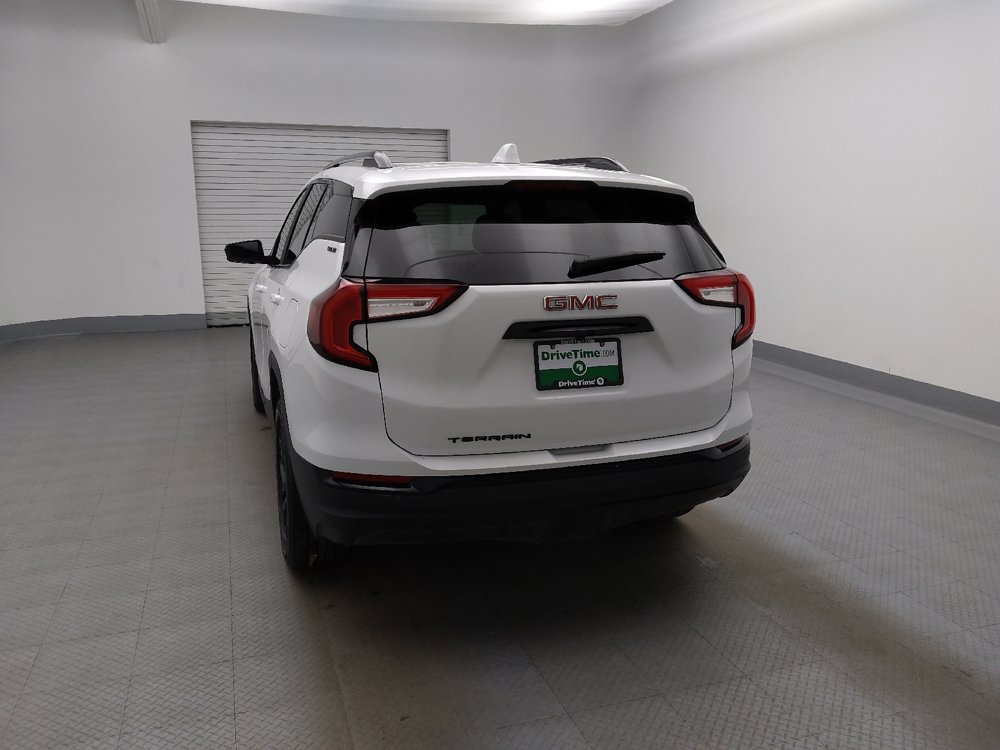 Used 2023 GMC Terrain SLE w/ Elevation Edition FWD image 6