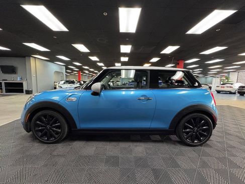 Used 2019 MINI Cooper S w/ Signature Upholstery Package image 9