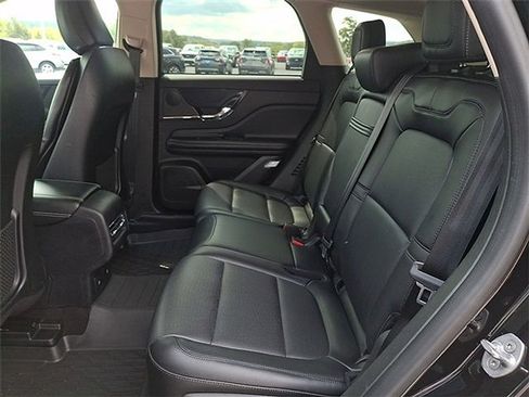 Certified 2023 Lincoln Corsair AWD w/ Equipment Group 101A image 11