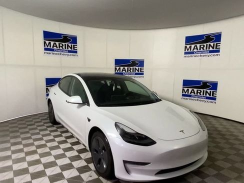 Used 2022 Tesla Model 3 RWD image 4