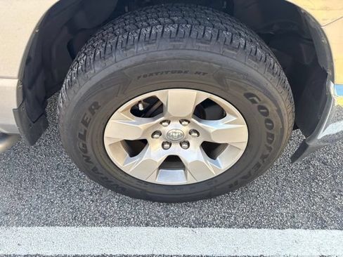 Used 2020 RAM 1500 Big Horn RWD image 7