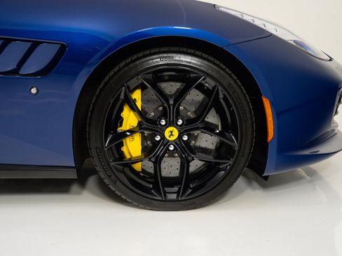 Used 2019 Ferrari GTC4Lusso T RWD image 14