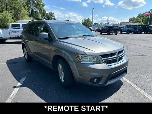 Used 2012 Dodge Journey SXT w/ Popular Equipment Group FWD image 2
