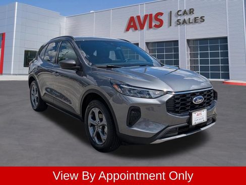 Used 2025 Ford Escape ST-Line AWD/4WD image 3