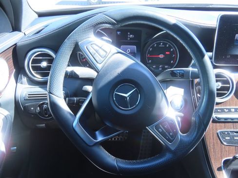 Used 2015 Mercedes-Benz C 300 Sedan image 6