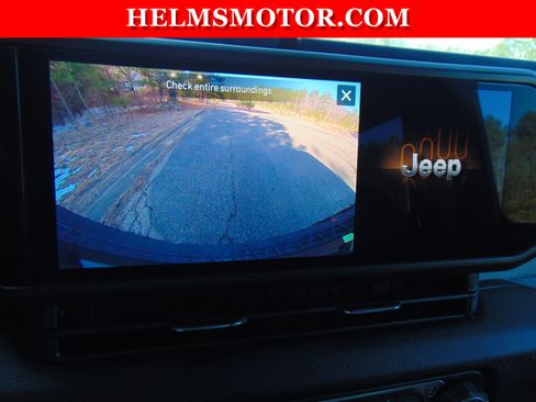 New 2026 Jeep Wrangler Willys AWD/4WD image 28