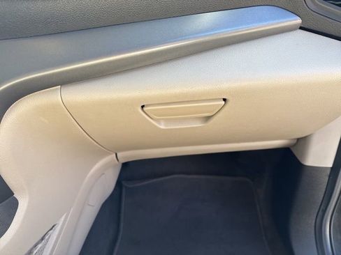 Used 2018 Ford Escape SE FWD image 28