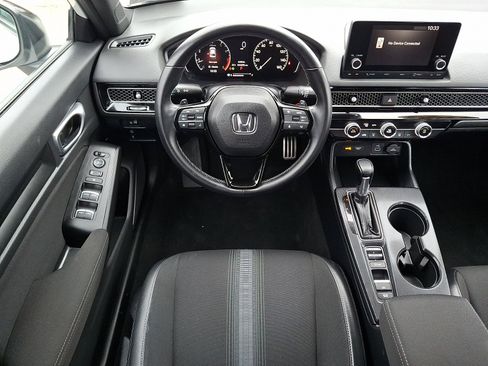 Used 2023 Honda Civic Sport image 11