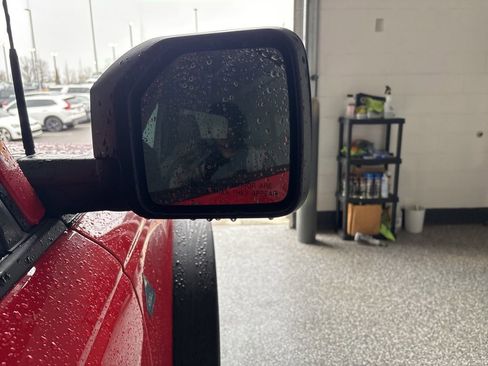 Used 2024 Ford Bronco Black Diamond w/ Sasquatch Package image 34