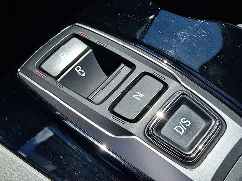 Used 2020 Honda Pilot Touring image 17
