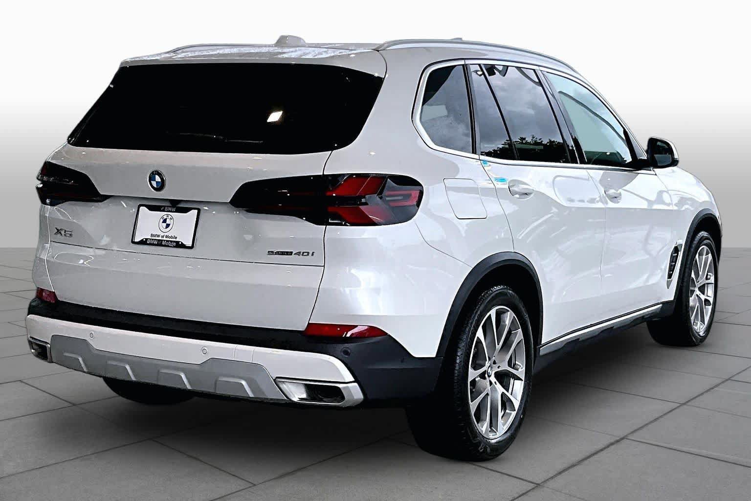 Used 2026 BMW X5 sDrive40i RWD image 12