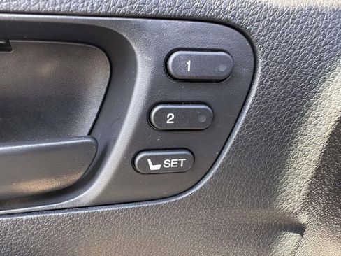 Used 2025 Honda Passport EX-L image 10