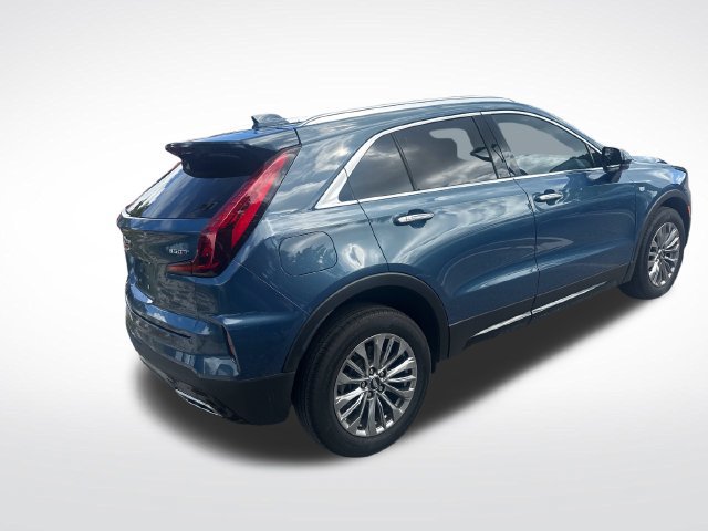 Certified 2024 Cadillac XT4 Premium Luxury FWD image 5