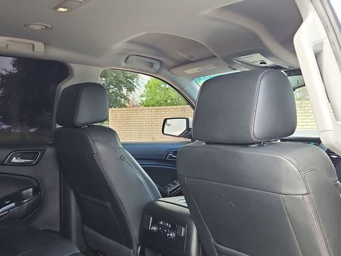 Used 2019 Chevrolet Tahoe LT RWD image 17