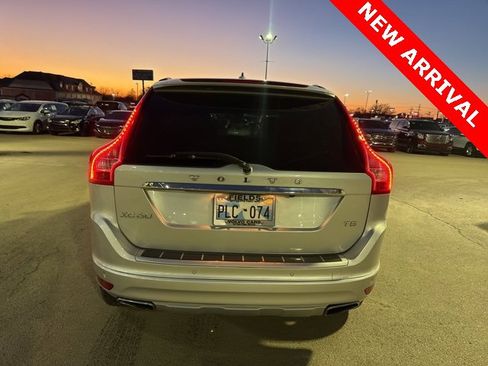Used 2017 Volvo XC60 T5 Inscription w/ Preferred Option Package image 4