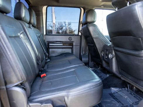 Used 2016 Ford F350 Platinum w/ FX4 Off-Road Package AWD/4WD image 17