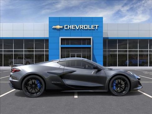 New 2027 Chevrolet Corvette Grand Sport RWD image 5