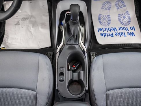Certified 2025 Toyota Corolla SE FWD image 25