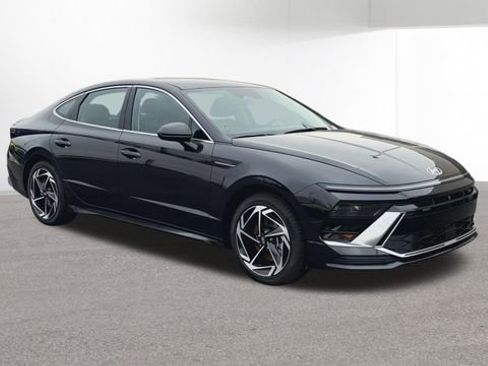 New 2026 Hyundai Sonata SEL image 2