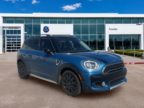 Used 2018 MINI Cooper Countryman S FWD image 3