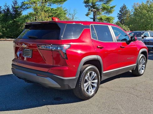Used 2026 Chevrolet Equinox LT image 6